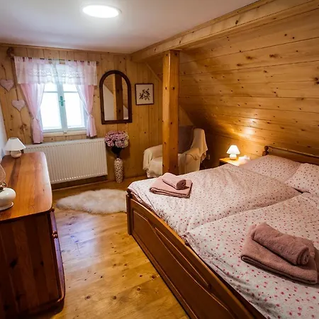 Sarka Dolni Dvur